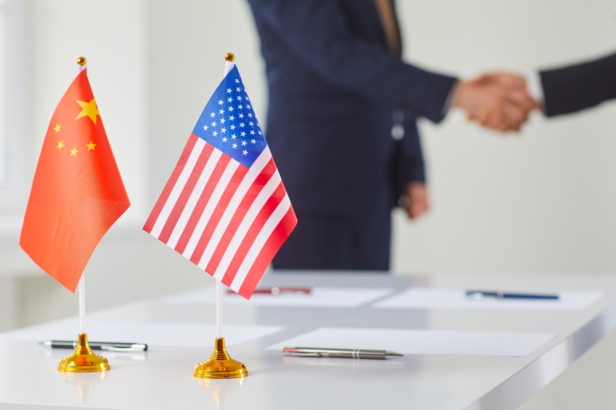 США провели телефонні переговори з КНР: співпраця може бути налагоджена.  Фото: Studio Romantic / Shutterstock