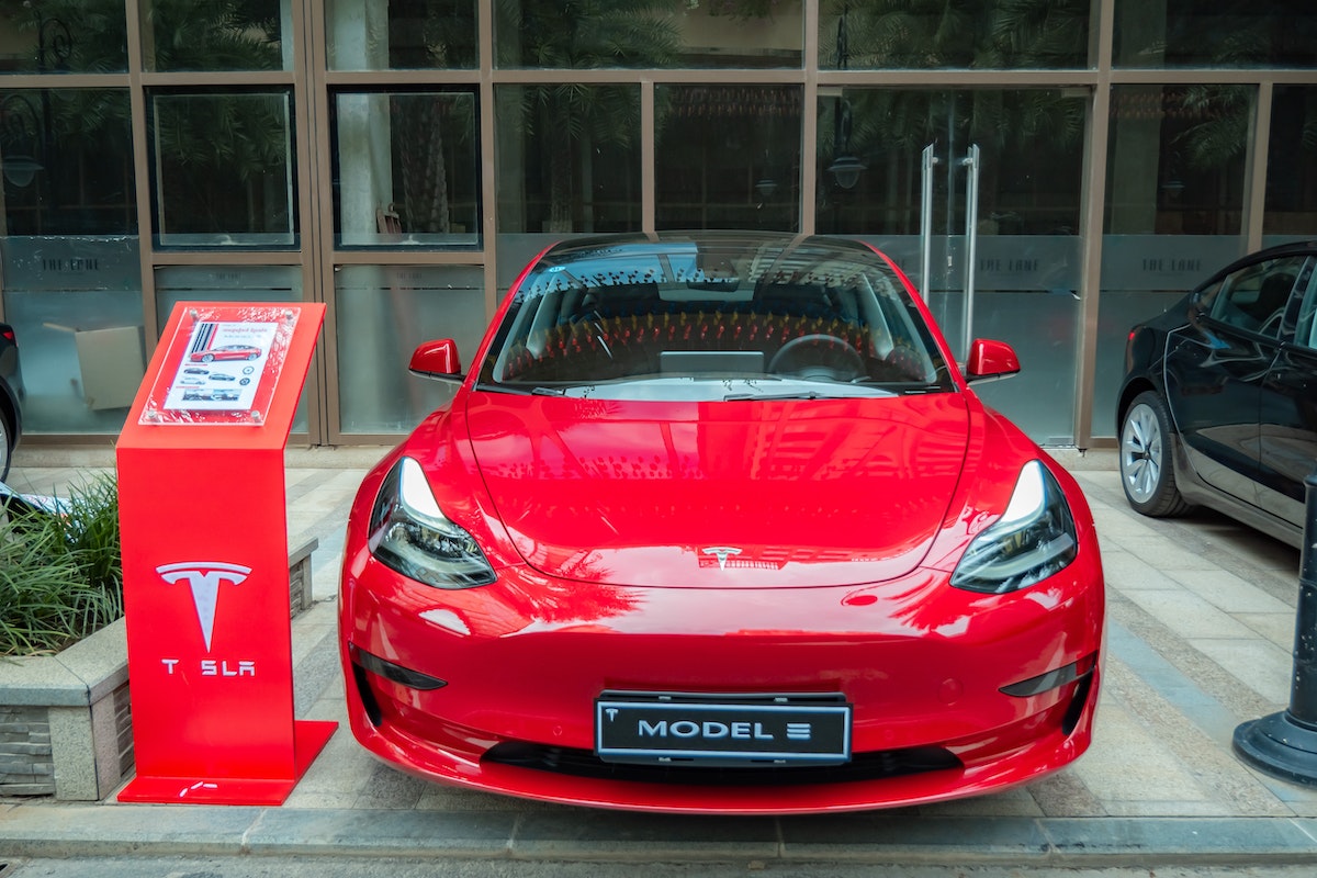 У Tesla з'явиться Zoom.  Багато користувачів цих машин просять про інтеграцію сервісу вже давно.  Фото: Makara Heng/Pexels.com