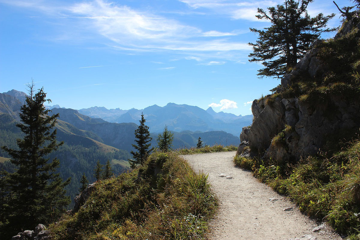 Баварські Альпи по праву вважаються одним із найкрасивіших і мальовничих місць.  Фото: Pixabay.com / Mario Vogelsteller