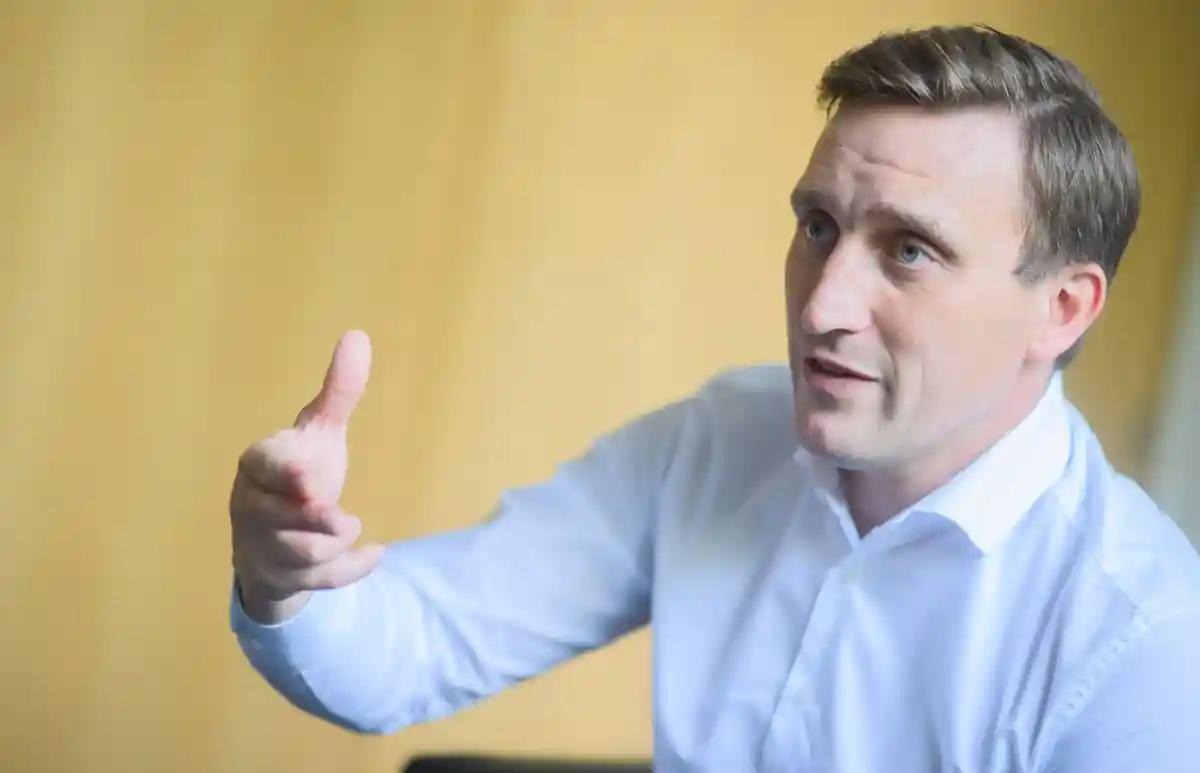 Себастьян Лехнер закликав землі діяти активніше. Себастьян Лехнер закликав землі діяти активніше