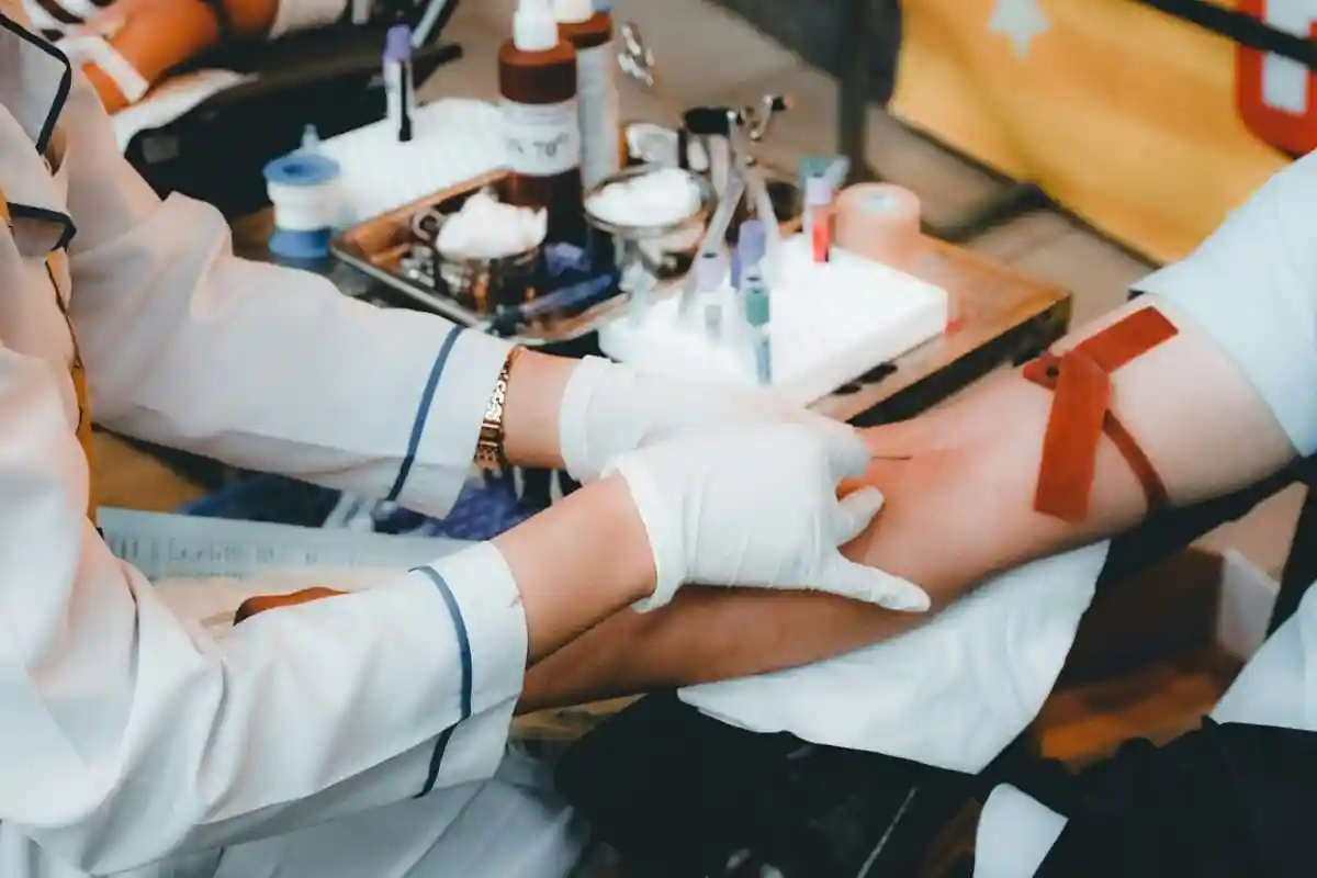 Як легко дізнатися ваш тип крові та навіщо це потрібно. Фото: nguyễn hiệp / unsplash.com