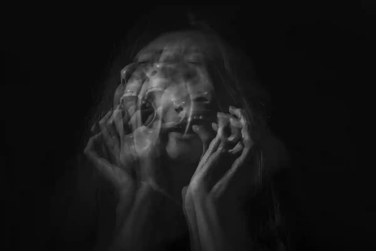 Ознаки вигорання та депресії: ключові відмінності. Фото: Camila Quintero Franco / unsplash.com