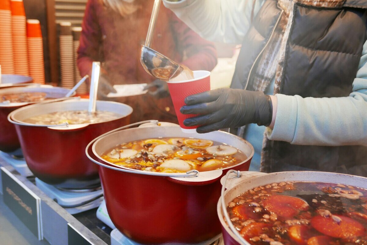 Холодні ноги взимку: прості способи зігрітися. Фото: Віталій Мазур / unsplash.com