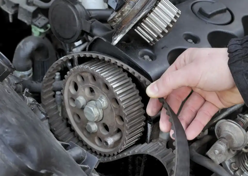 натяжний механізм ременя генератора