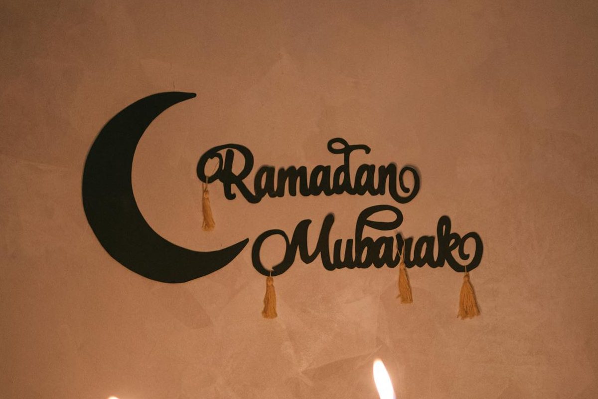 Як відмова від поста в Рамадан став символом протесту у 2026 році. Фото: Thirdman/pexels