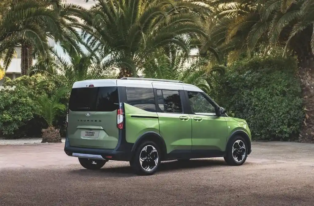 Ford Tourneo Courier